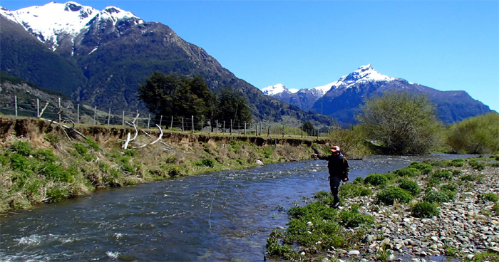 Los Torreones Lodge, Un viaje de pesca por la Patagonia profunda al estilo Salas