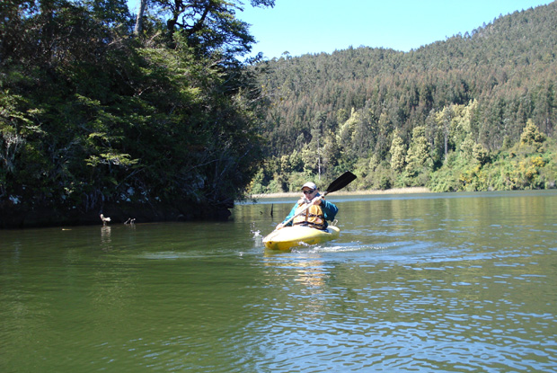Ricardo Ordoez en una travesa  las aguas cercanas a Valdivia